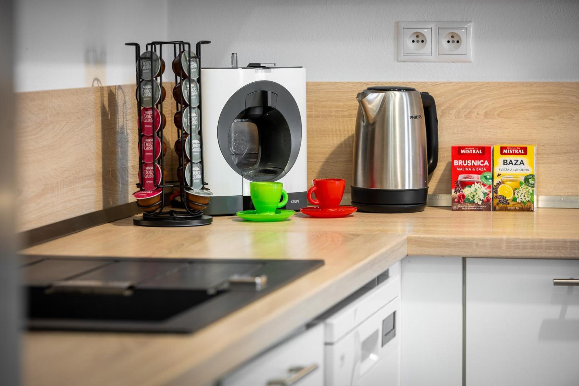 Skackava - Beautiful New Apartment In Direct Centrum, 24H Self Check-In バンスカー・ビストリツァ エクステリア 写真